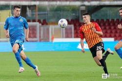 开云体育官方网站-包含贝内文托球星伤愈复出,意甲升班马冲击欧联联赛的词条