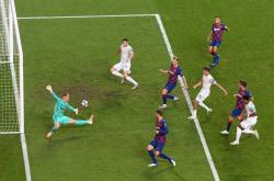 开云体育入口-齐达内率皇马击败拜仁,晋级欧冠决赛!