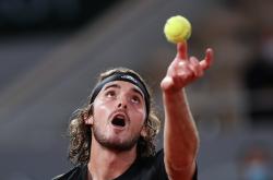 开云体育下载-拉沃尔杯逆转年终总决赛，西西帕斯关键制胜的简单介绍