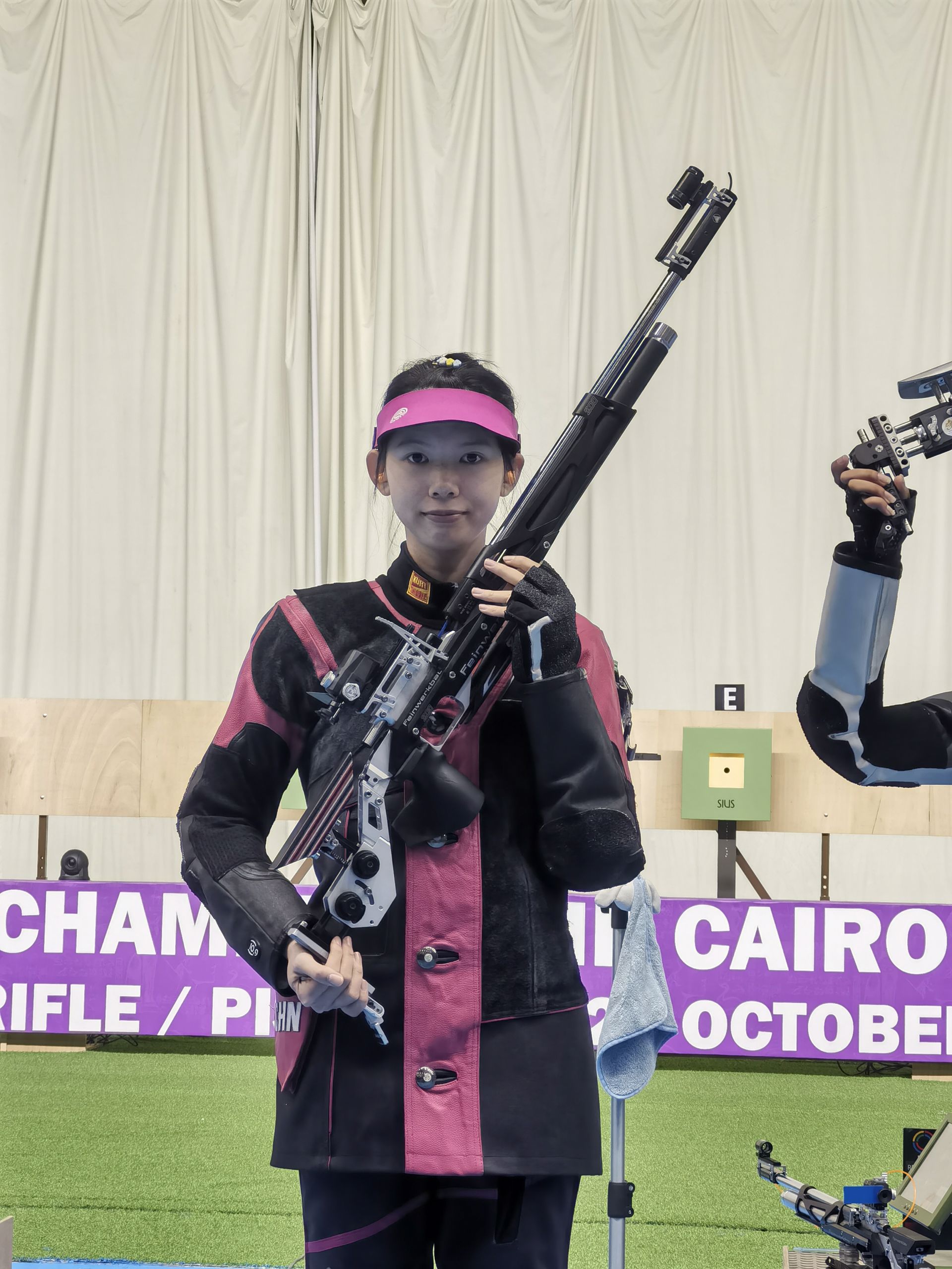乌克兰射击队小将实现逆袭，夺冠成功