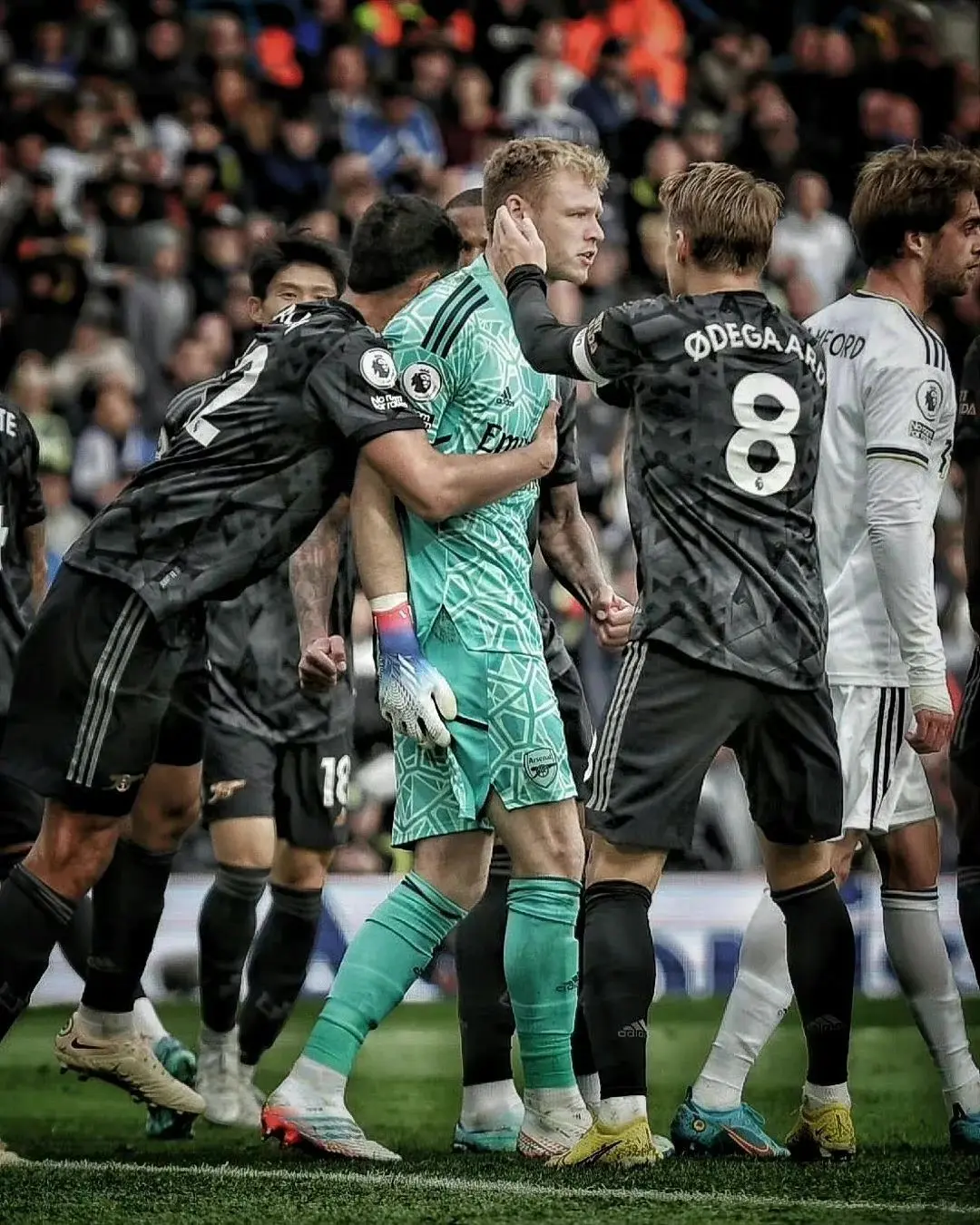 关于出场感到疲惫，球队经历险阻保持领先的信息