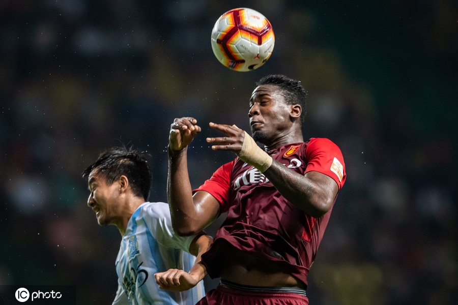 广州富力主场胜河北华夏幸福,继续保持良好状态 广州富力主场胜河北华夏幸福,继续保持良好状态