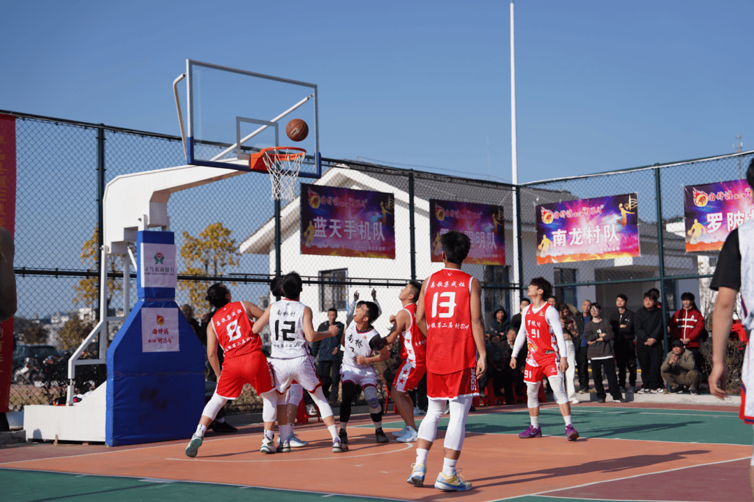 篮球赛事精彩绝伦,经典纷呈 篮球赛事精彩绝伦,经典纷呈