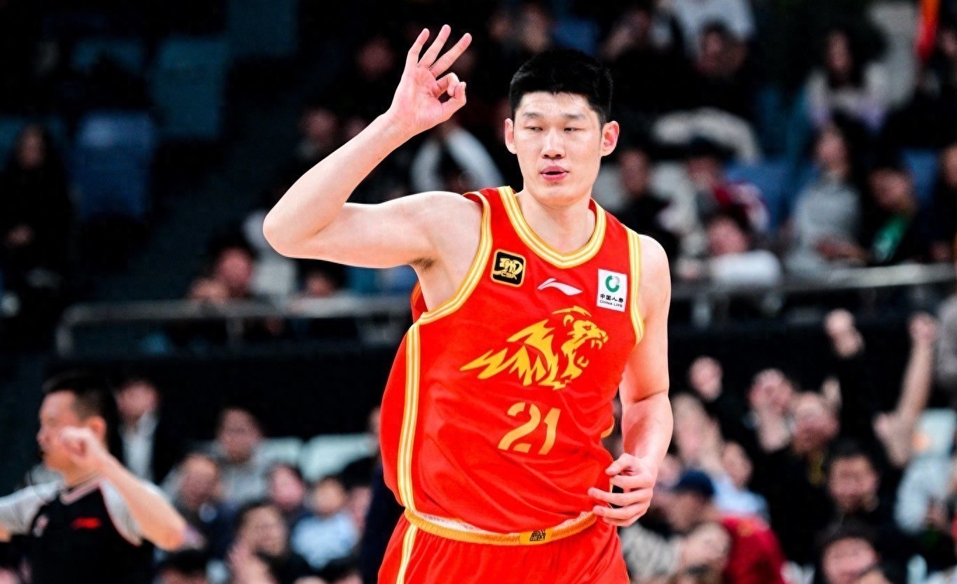 独行侠绝杀青岛队，周琦刷新纪录的简单介绍