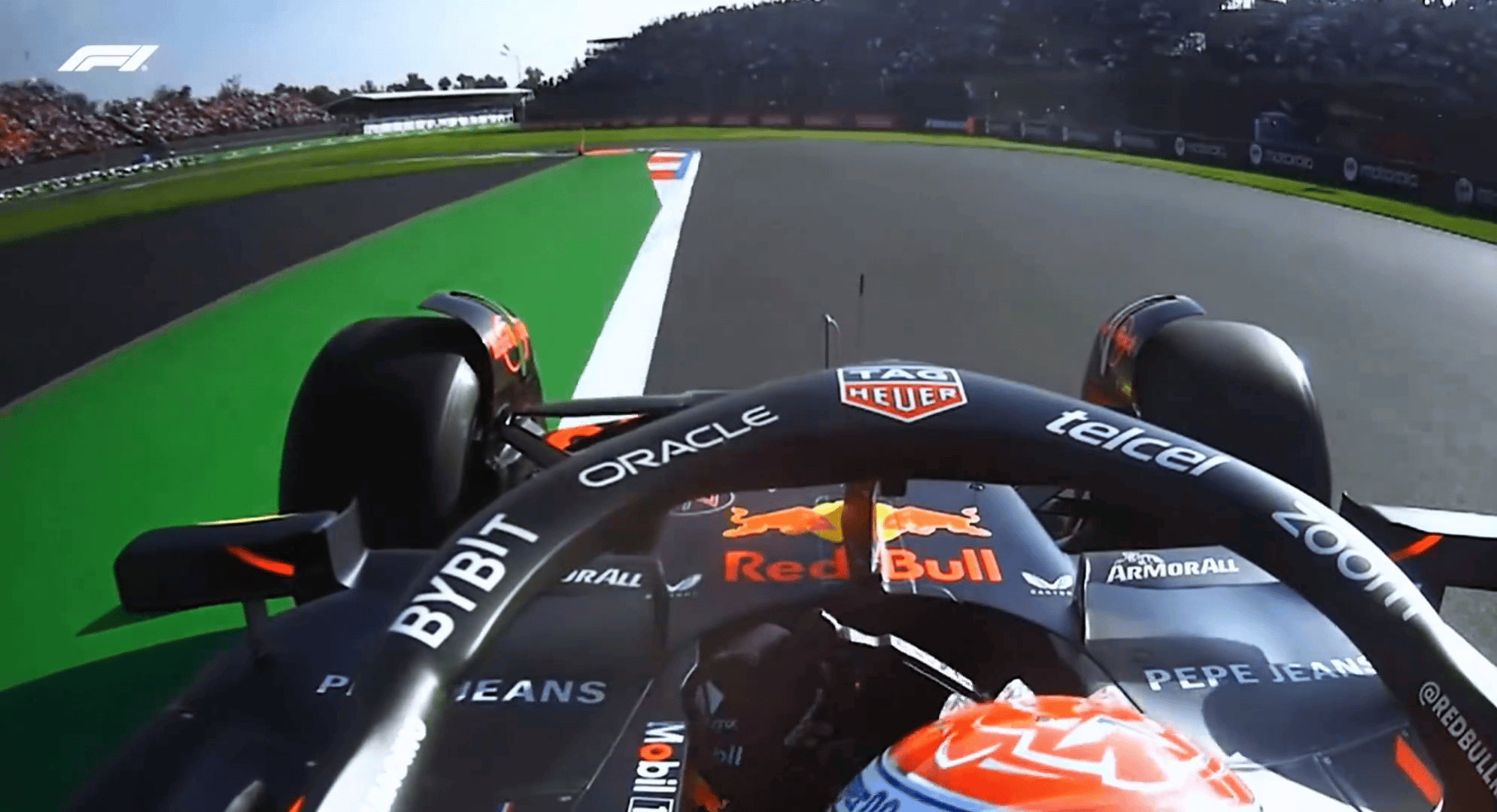 雷诺车队完胜红牛车队，塞恩斯带队取胜的简单介绍